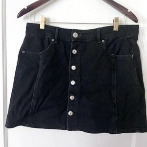 American Eagle Black Button up Denim Skirt